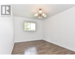 373 HILLCREST ROAD - 19