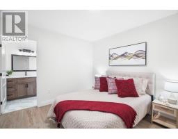 655 GLORIA STREET - 22