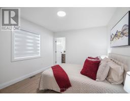 655 GLORIA STREET - 24