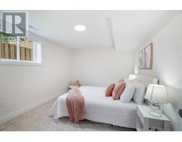 655 GLORIA STREET - 34