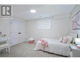 655 GLORIA STREET - 36