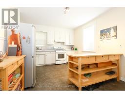 176 COBOURG STREET N - 26
