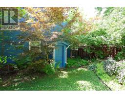 176 COBOURG STREET N - 44