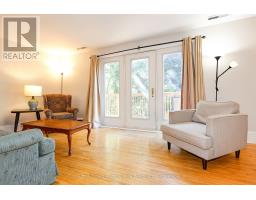176 COBOURG STREET N - 6