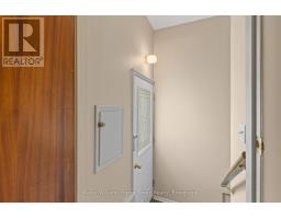 17 ELIZABETH STREET - 21