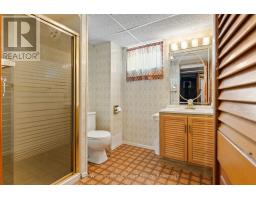 17 ELIZABETH STREET - 24