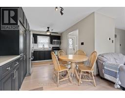 212 INGLIS STREET - 10