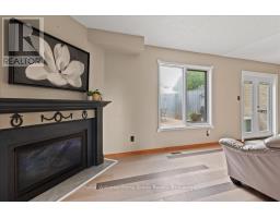 212 INGLIS STREET - 12