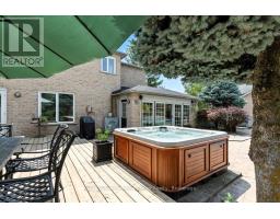 212 INGLIS STREET - 28