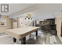 212 INGLIS STREET - 34