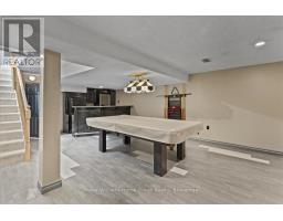 212 INGLIS STREET - 35