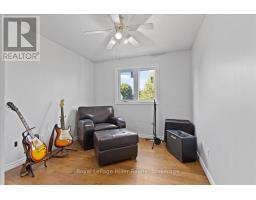 240 DARTMOOR CRESCENT - 24