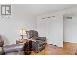 240 DARTMOOR CRESCENT - 27