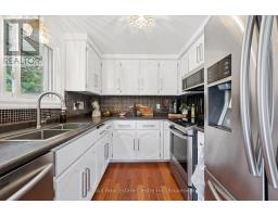 53 ROCHELLE DRIVE - 14