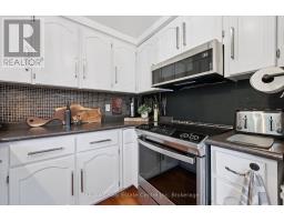 53 ROCHELLE DRIVE - 16
