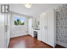 53 ROCHELLE DRIVE - 25