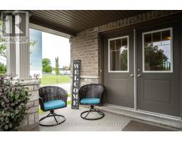 500 FORMAN AVENUE - 5