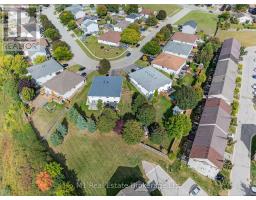 50 DYER COURT - 39