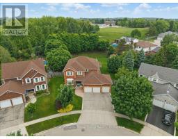 98 HUME DRIVE - 37