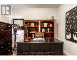 111 - 255 JOHN STREET - 35