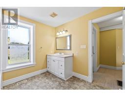 439 MAIN STREET W - 29