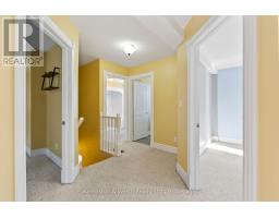439 MAIN STREET W - 34