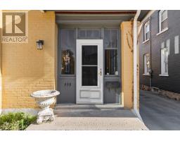 439 MAIN STREET W - 4
