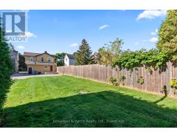 439 MAIN STREET W - 40