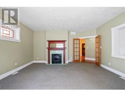 439 MAIN STREET W - 9