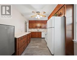 29 RIDGEWOOD AVENUE - 15