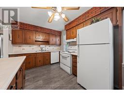 29 RIDGEWOOD AVENUE - 16