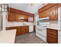 29 RIDGEWOOD AVENUE - 17