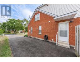 29 RIDGEWOOD AVENUE - 37