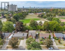 29 RIDGEWOOD AVENUE - 48