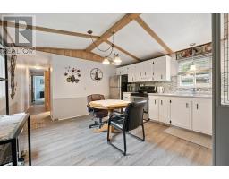 93 MAPLE - 1294 CONCESSION 8 W ROAD W - 8