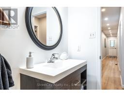 525 ALBERT STREET - 24