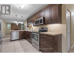 86 WINDEMERE CRESCENT - 15