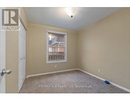 86 WINDEMERE CRESCENT - 22