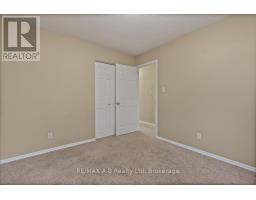 86 WINDEMERE CRESCENT - 26