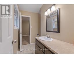 86 WINDEMERE CRESCENT - 29