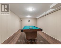 86 WINDEMERE CRESCENT - 33