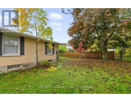 86 WINDEMERE CRESCENT - 46