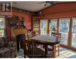 E8 - 77794 ORCHARD LINE - 2