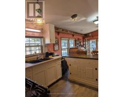 E8 - 77794 ORCHARD LINE - 5