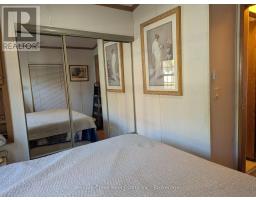 E8 - 77794 ORCHARD LINE - 9