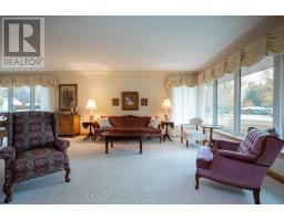 1 JACKSON CRESCENT - 21