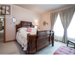 1 JACKSON CRESCENT - 33