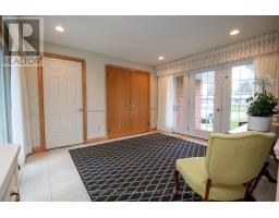 1 JACKSON CRESCENT - 4