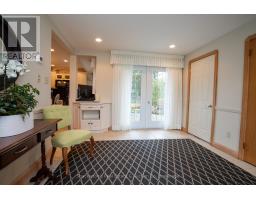 1 JACKSON CRESCENT - 6