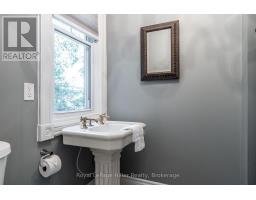 180 ELIZABETH STREET - 13